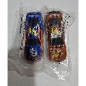 Vintage Lot of 2 1999 Kellogg's NASCAR Terry Labonte Pull N Go #5 Diecast 1:64 C